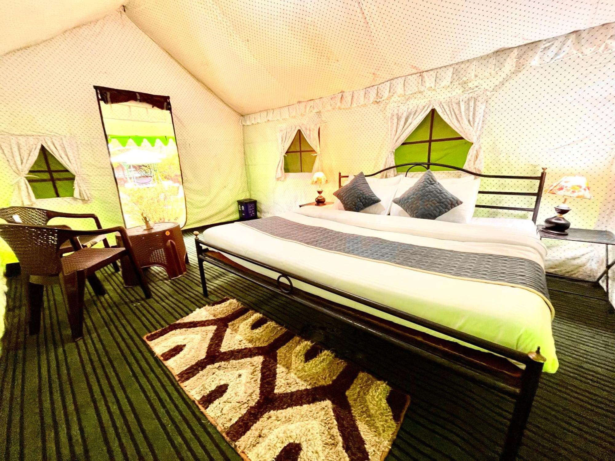 Himalayan Riverside Swiss Cottage Tents, Manali Luaran gambar