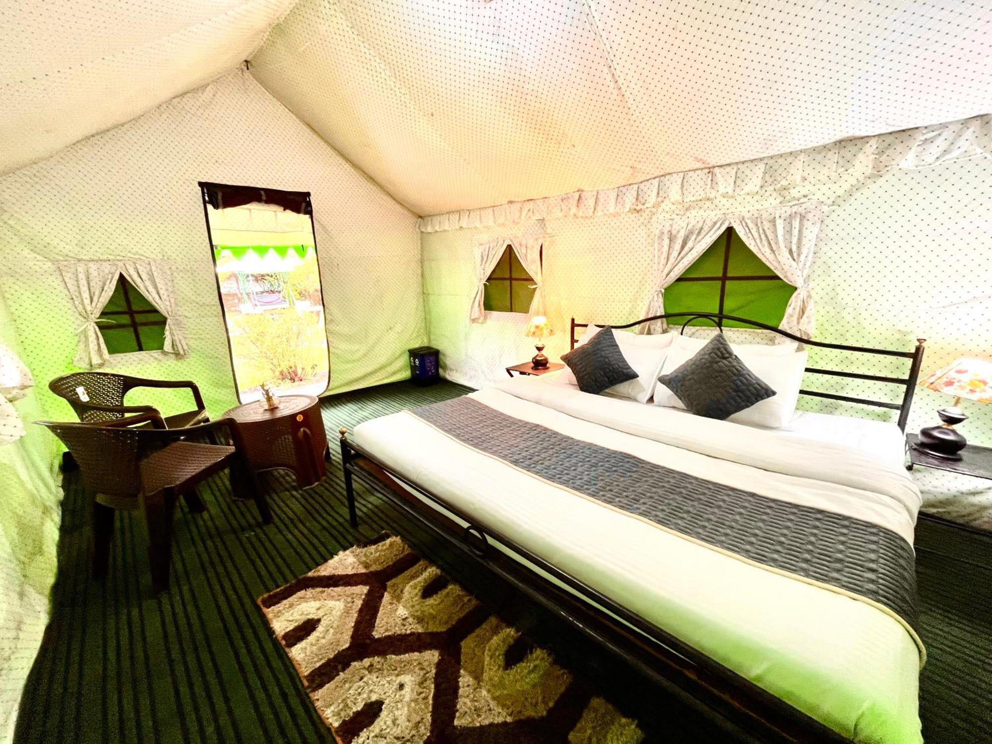 Himalayan Riverside Swiss Cottage Tents, Manali Luaran gambar