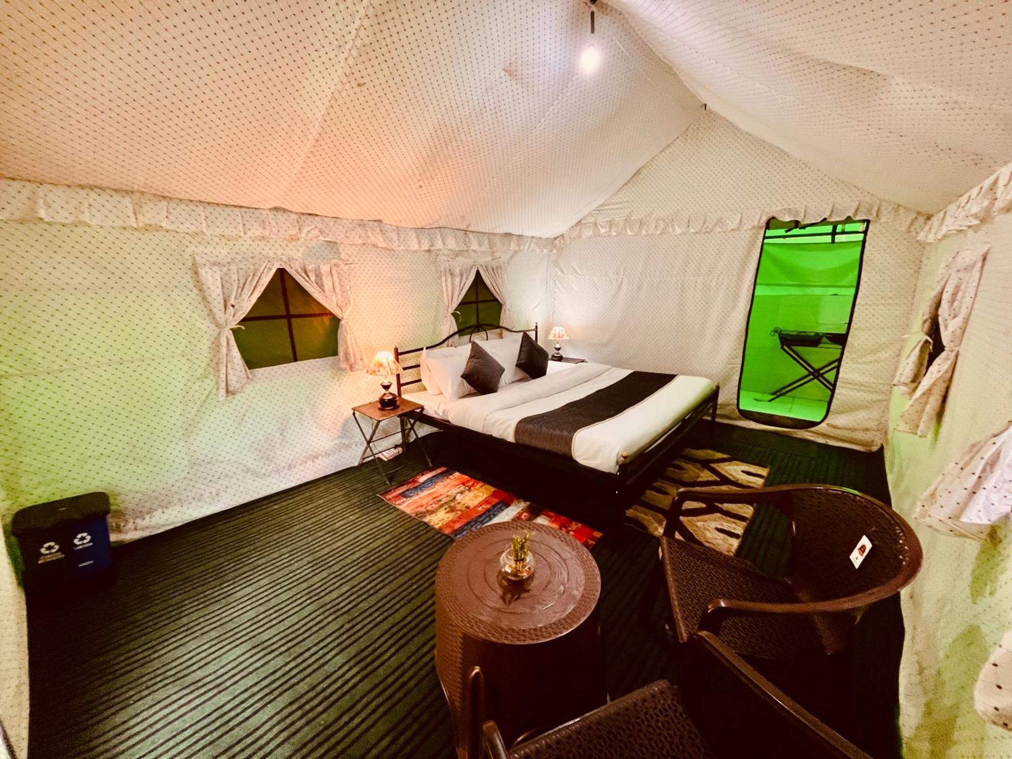 Himalayan Riverside Swiss Cottage Tents, Manali Luaran gambar