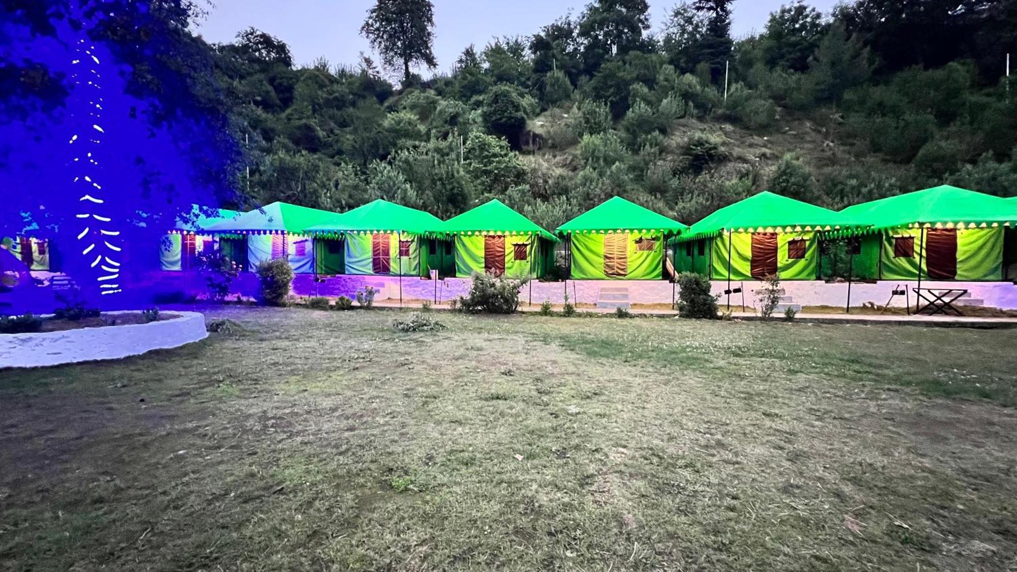 Himalayan Riverside Swiss Cottage Tents, Manali Luaran gambar