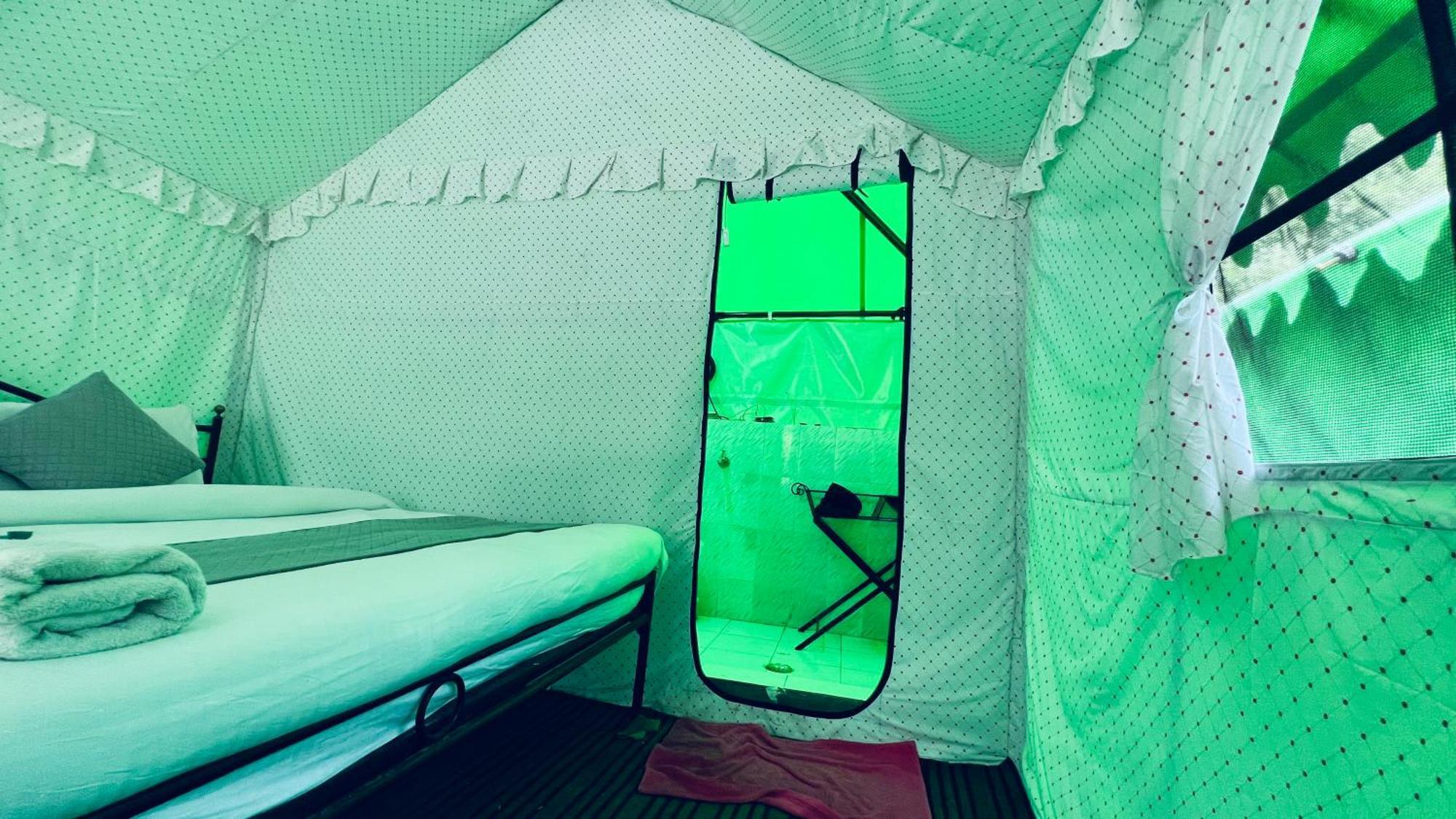 Himalayan Riverside Swiss Cottage Tents, Manali Luaran gambar