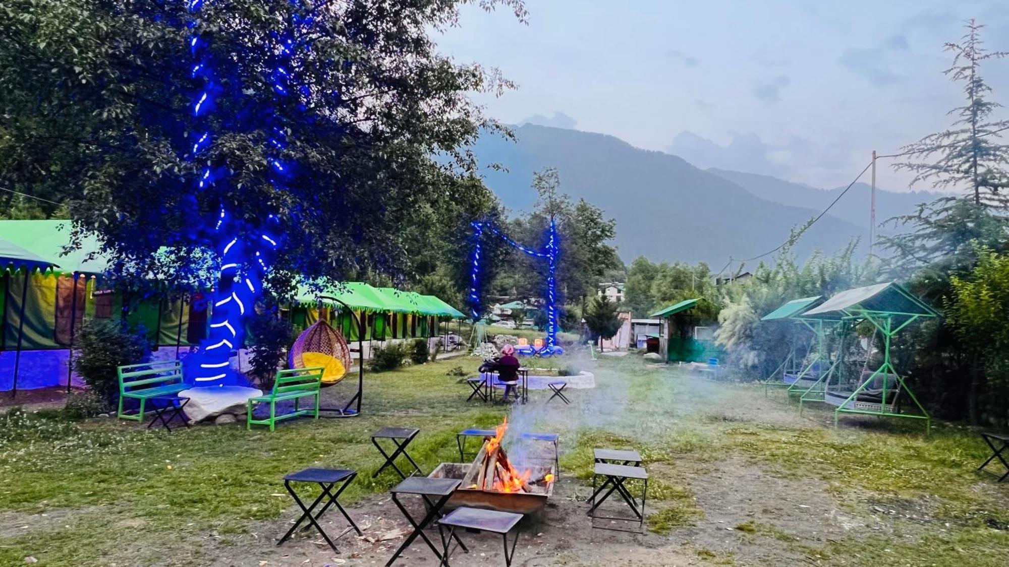 Himalayan Riverside Swiss Cottage Tents, Manali Luaran gambar