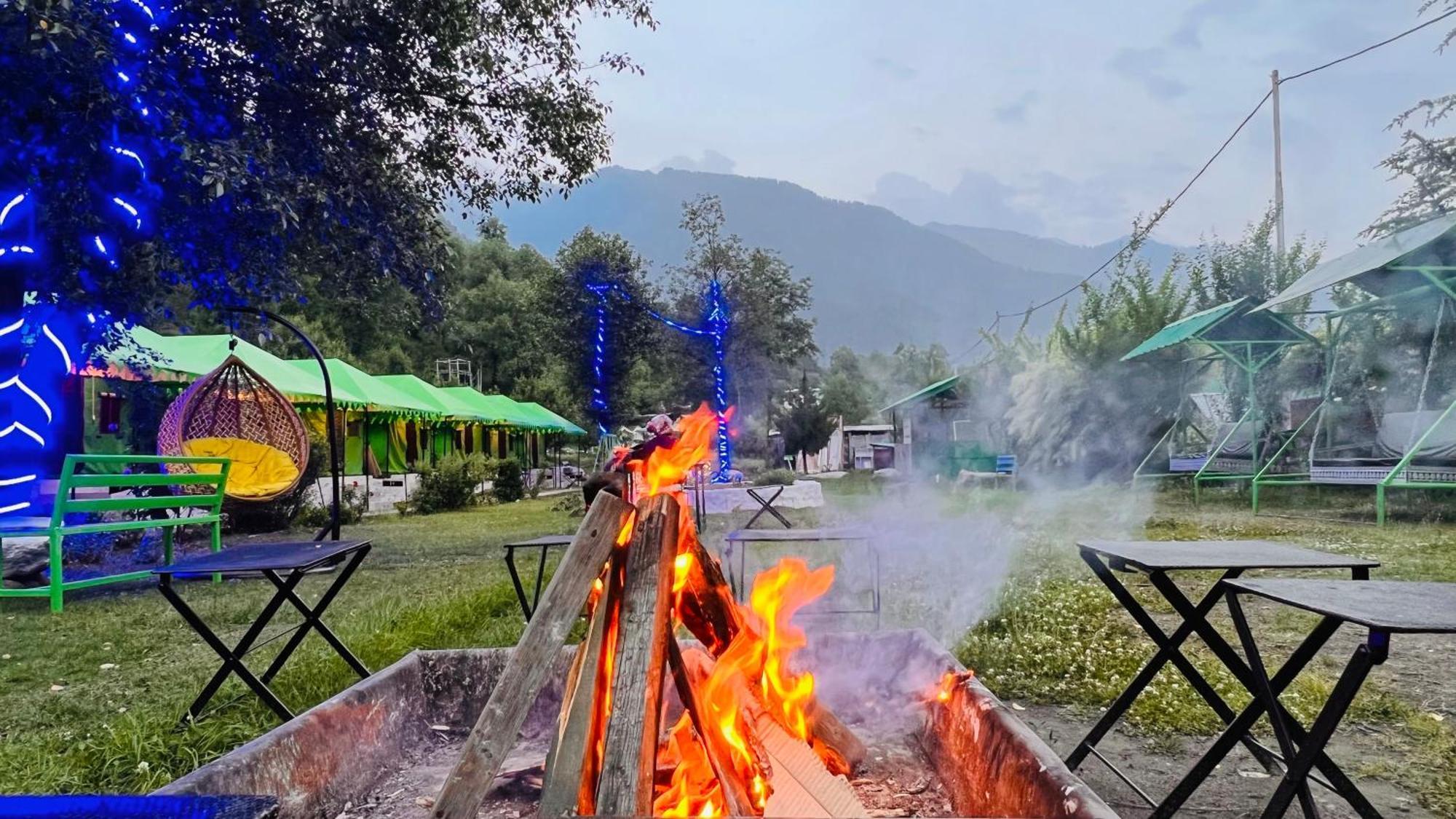 Himalayan Riverside Swiss Cottage Tents, Manali Luaran gambar